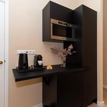 Ben's Boutique Apartment *