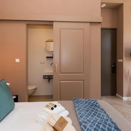 Ben's Boutique Apartament Haga