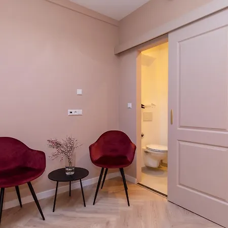 Ben's Boutique Apartment